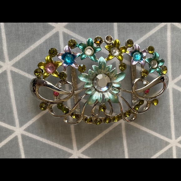 Belt Buckle with Rhinestone - Picture 10 of 10